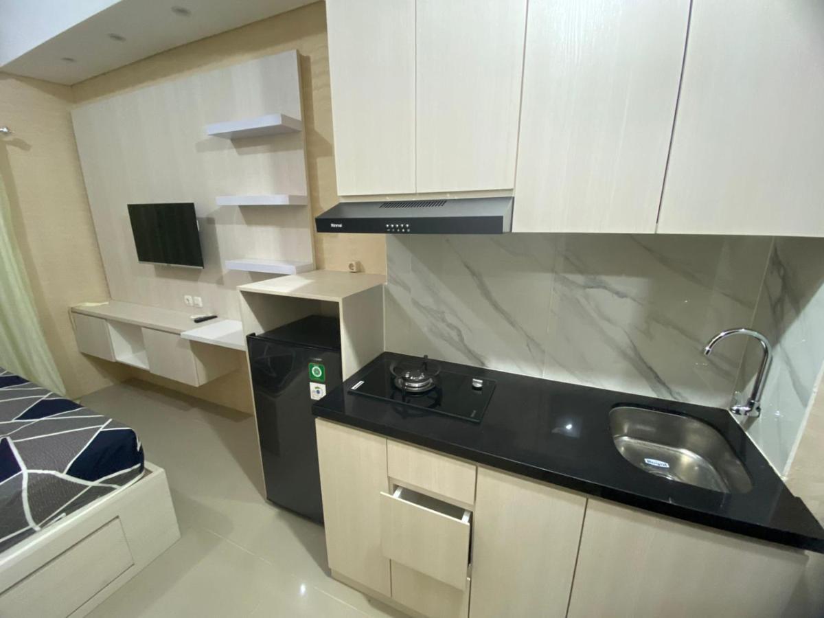 Shero Transpark Bekasi Hotel Exterior photo